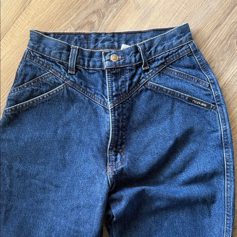 Rocky Mountain Women's High-Rise Jeans in Dark Blue
